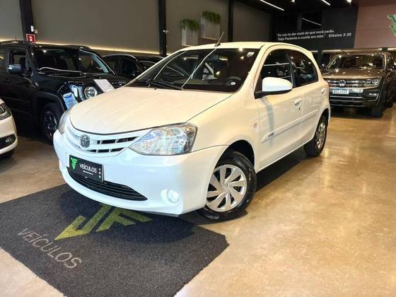 TOYOTA ETIOS 1.5 XS 16V FLEX 4P MANUAL